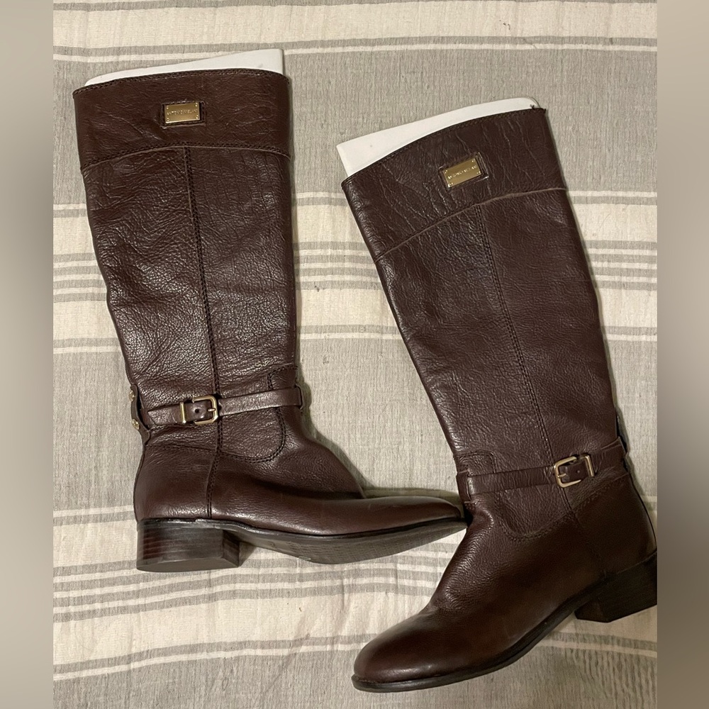 Antonio Melani Leather Boots. - Picture 2 of 9